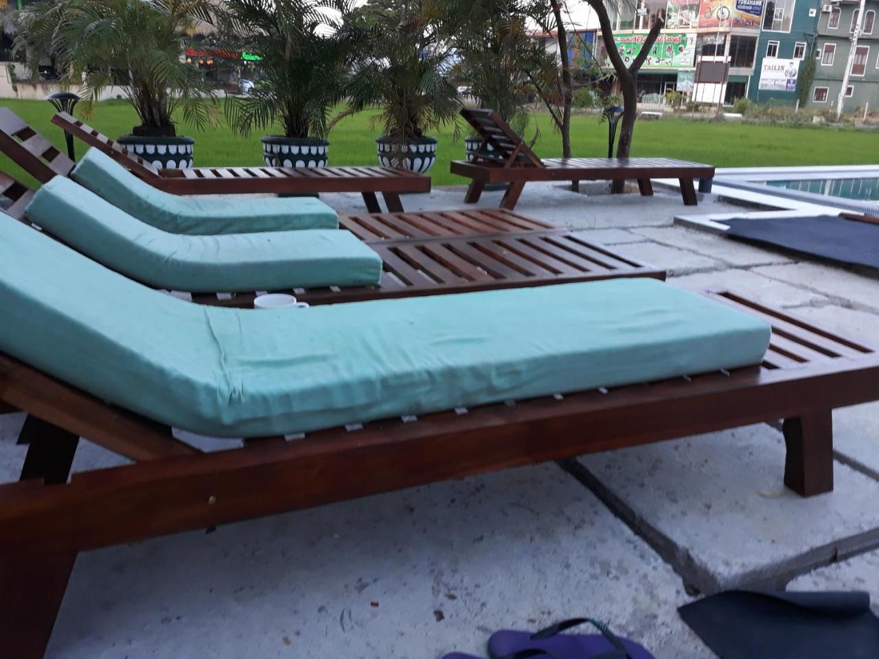 Traveller'S Home Hotel Тисамахарама Екстериор снимка